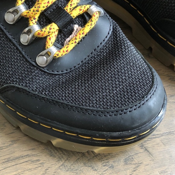 Dr. Martens Black Yellow Laces Combs Tech Boots Sz 7M/8L - Picture 2 of 10